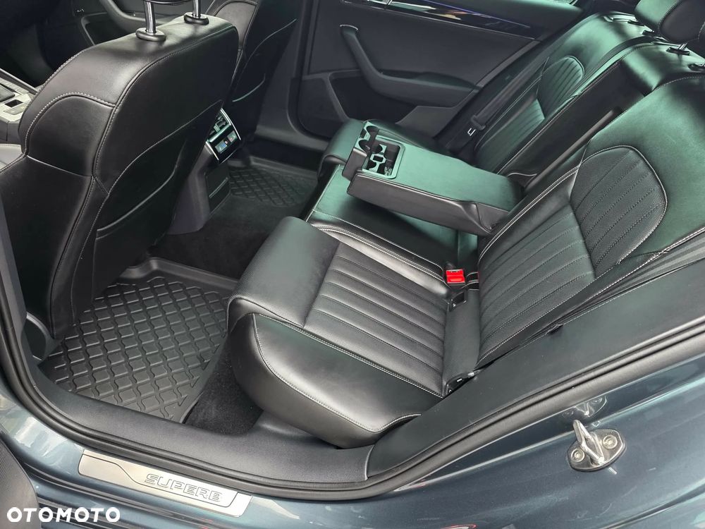 Skoda Superb 2.0 TDI DSG L&K - 10