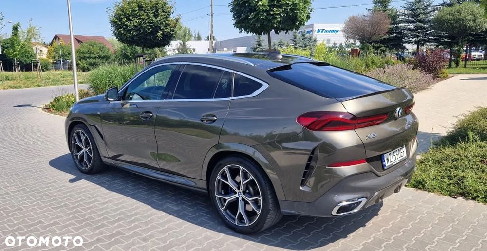 BMW X6 xDrive40d mHEV - 8