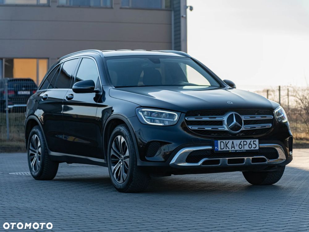 Mercedes-Benz GLC 200 d 4-Matic Business Edition - 3