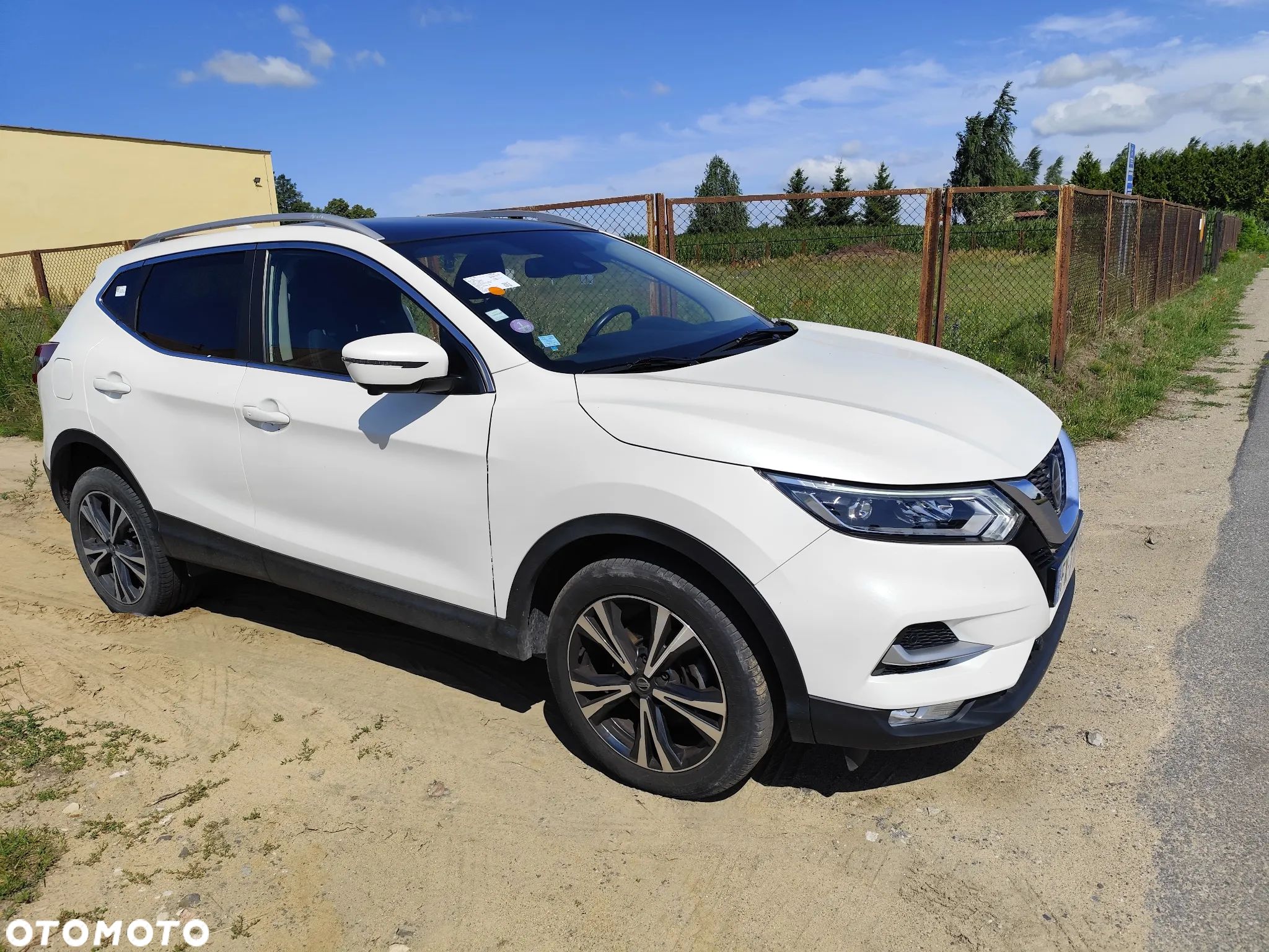 Nissan Qashqai 1.3 DIG-T MHEV N-Connecta - 1
