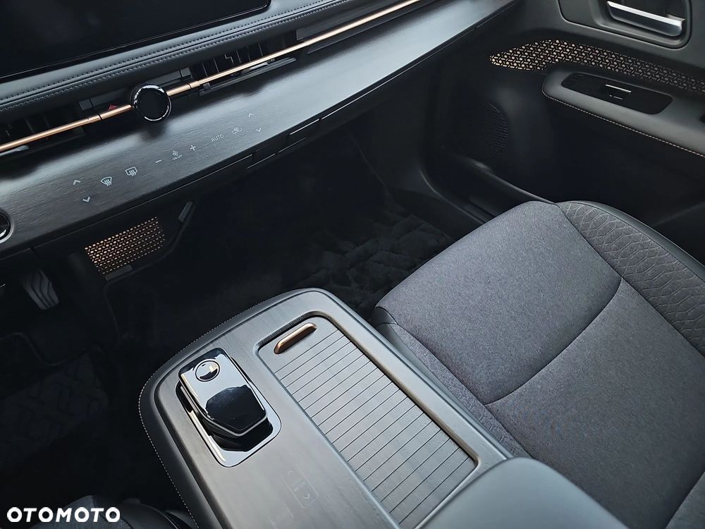 Nissan Ariya 87kWh E-4orce Advance - 25