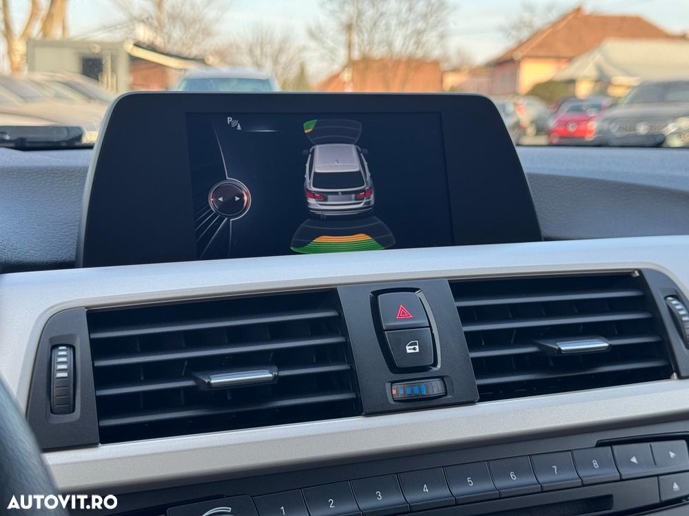 BMW Seria 3 320d Aut. - 16