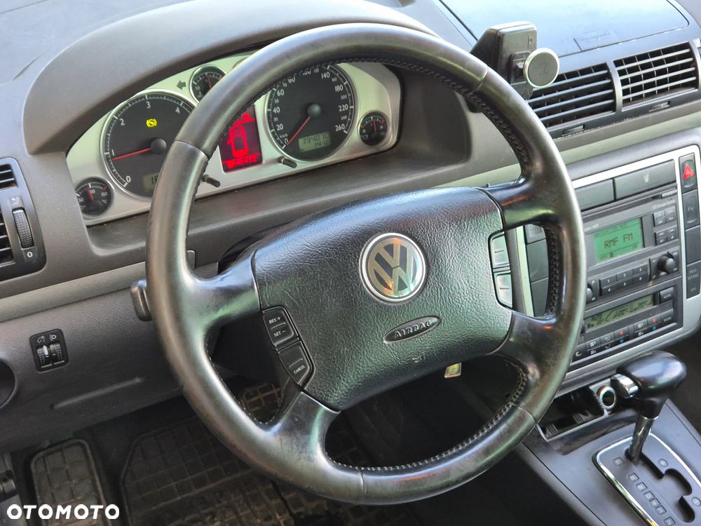 Volkswagen Sharan 1.9 TDI Automatik Freestyle - 6