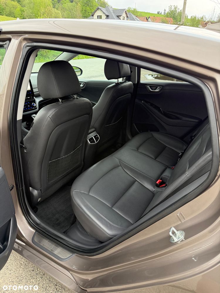 Hyundai IONIQ 1.6 GDI Premium - 13