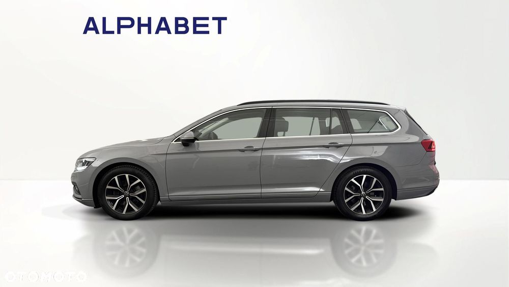 Volkswagen Passat - 2