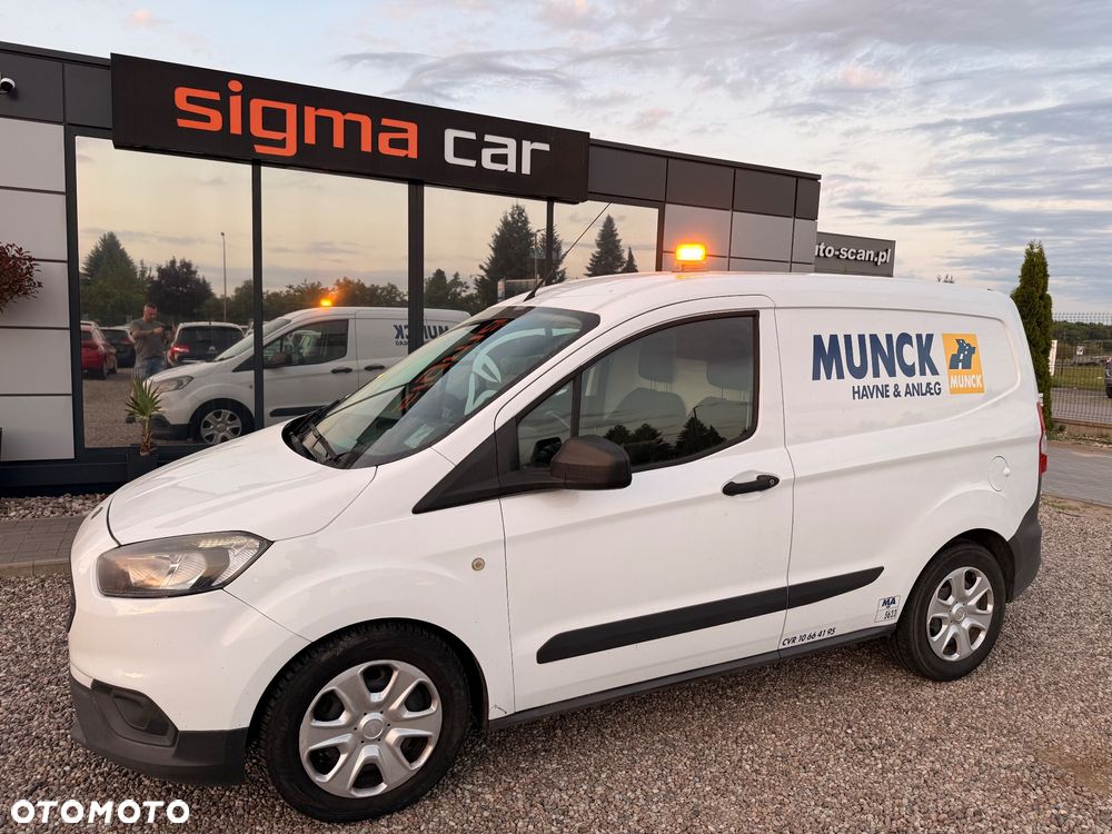 Ford Transit Courier - 1