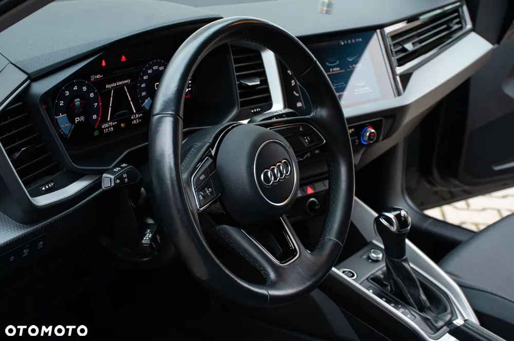 Audi A1 Sportback 35 TFSI S-Line S tronic - 23