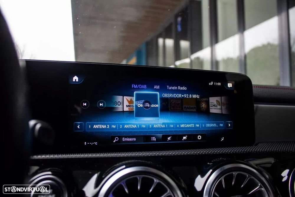 Mercedes-Benz CLA 180 d Shooting Brake AMG Line Aut. - 38