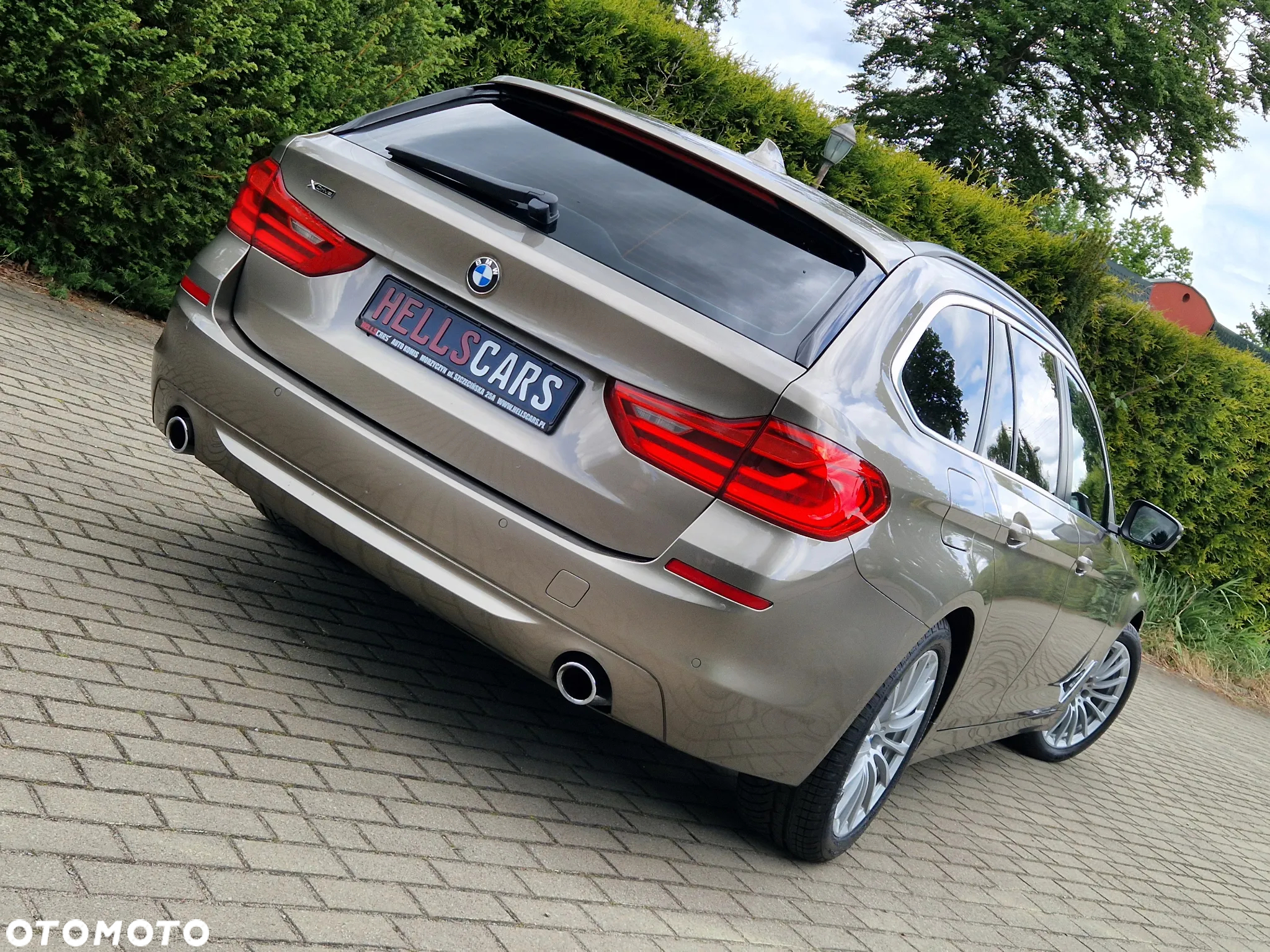BMW Seria 5 520d xDrive Touring - 3