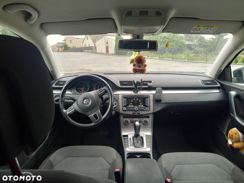 Volkswagen Passat 2.0 Blue TDI DSG SCR Comfortline - 5