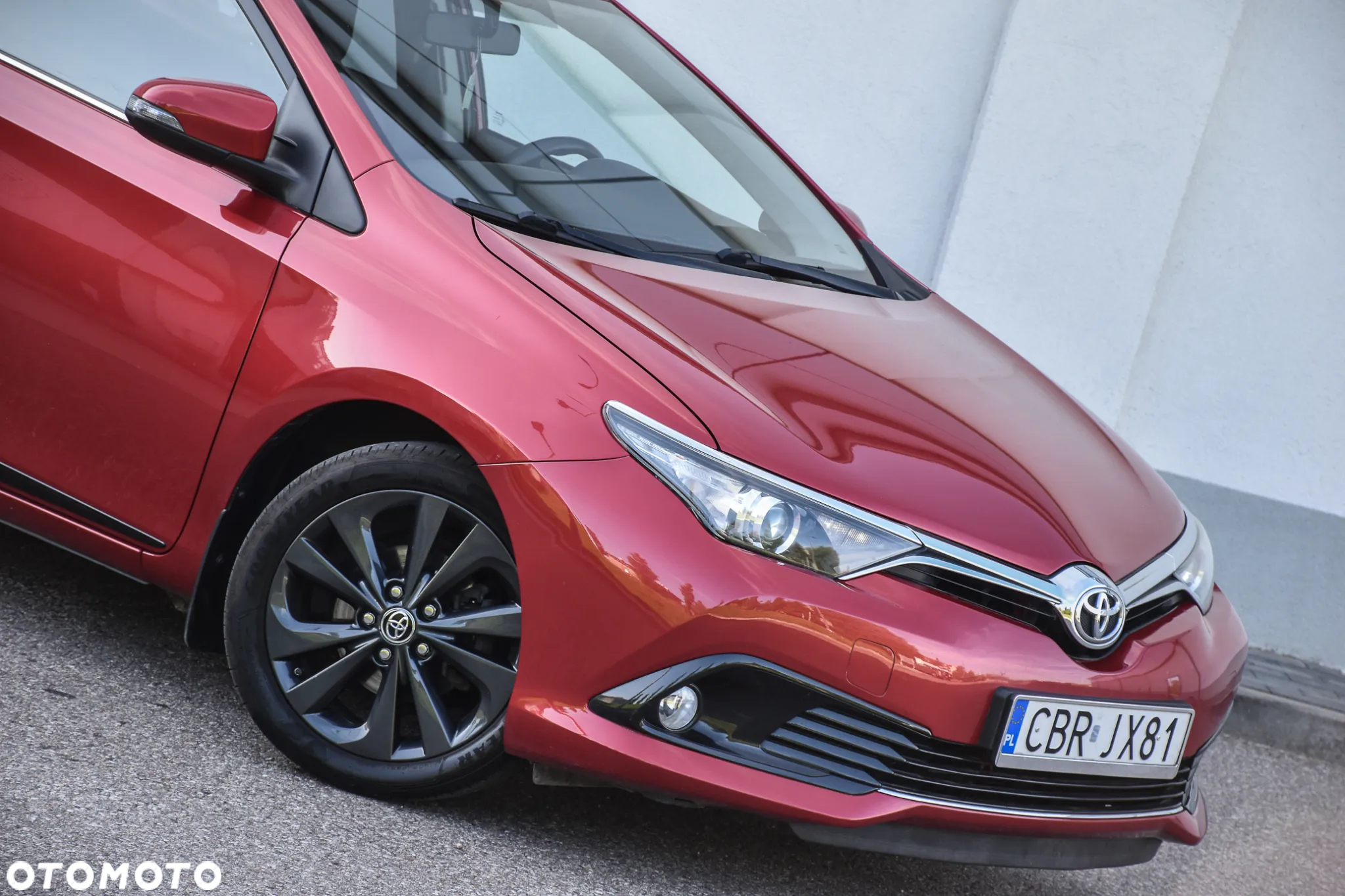 Toyota Auris 1.6 Premium + - 13