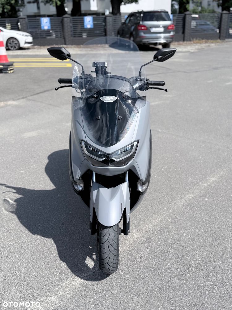 Yamaha NMAX - 17