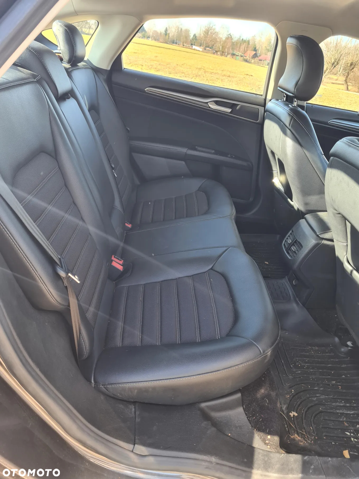 Ford Fusion - 10