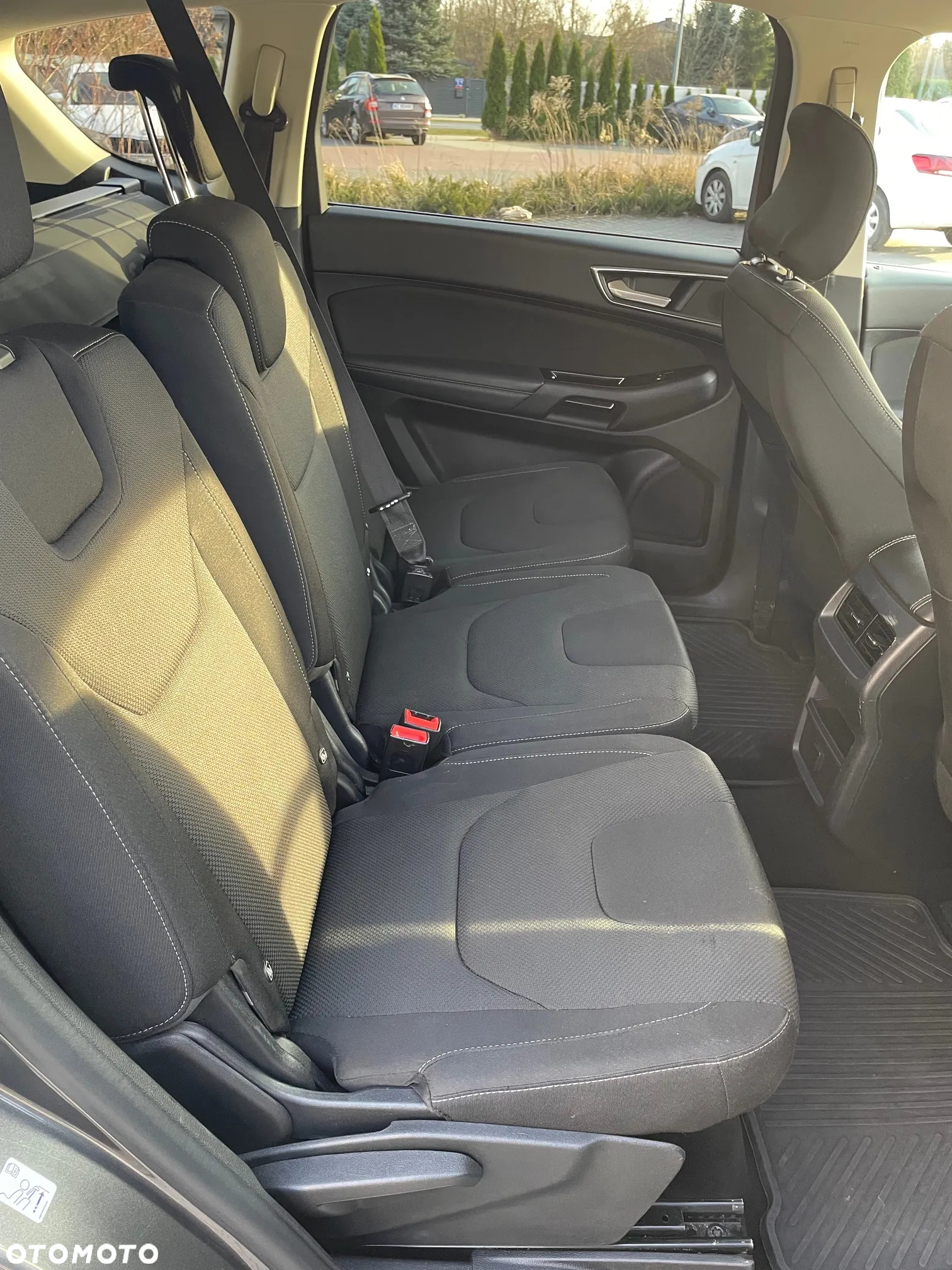 Ford S-Max 2.0 TDCi Titanium PowerShift - 13