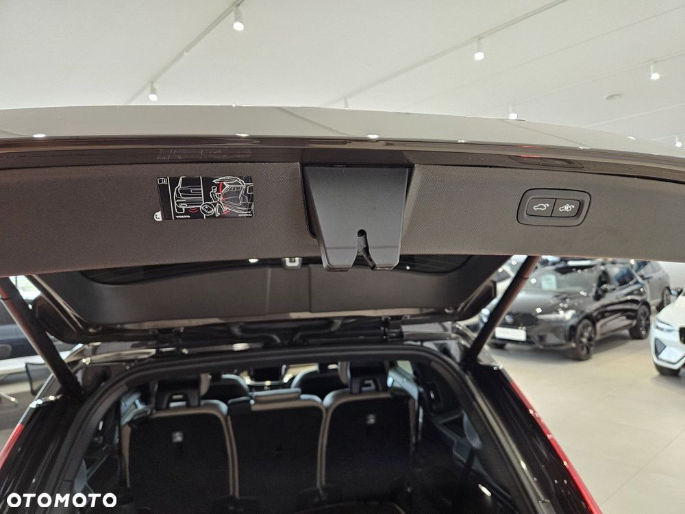 Volvo XC 90 - 40