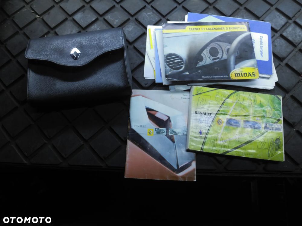 INSTRUKCJA KSIĄŻKA TECZKA RENAULT SCENIC II - 1