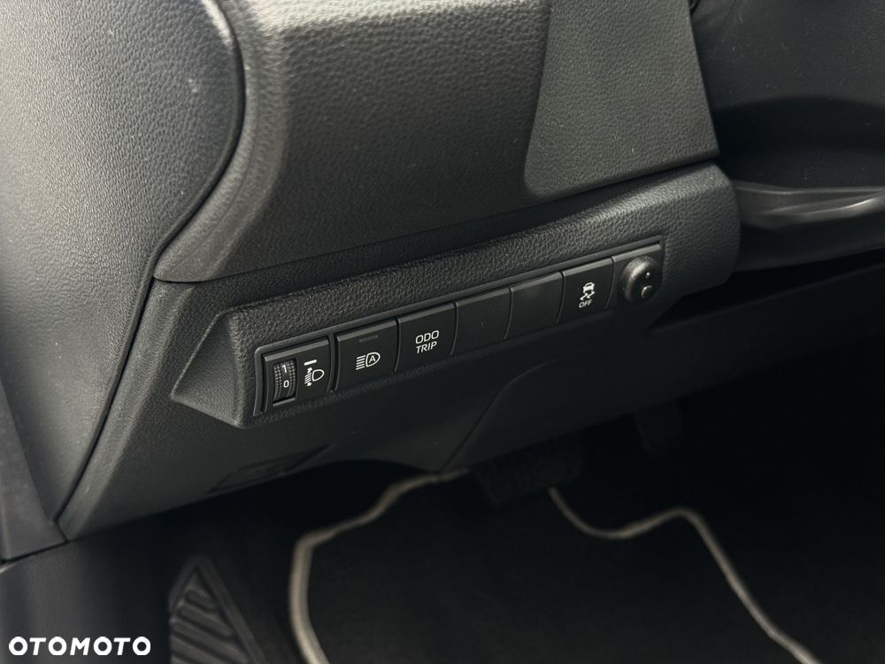 Toyota Corolla 1.8 Hybrid Comfort - 23