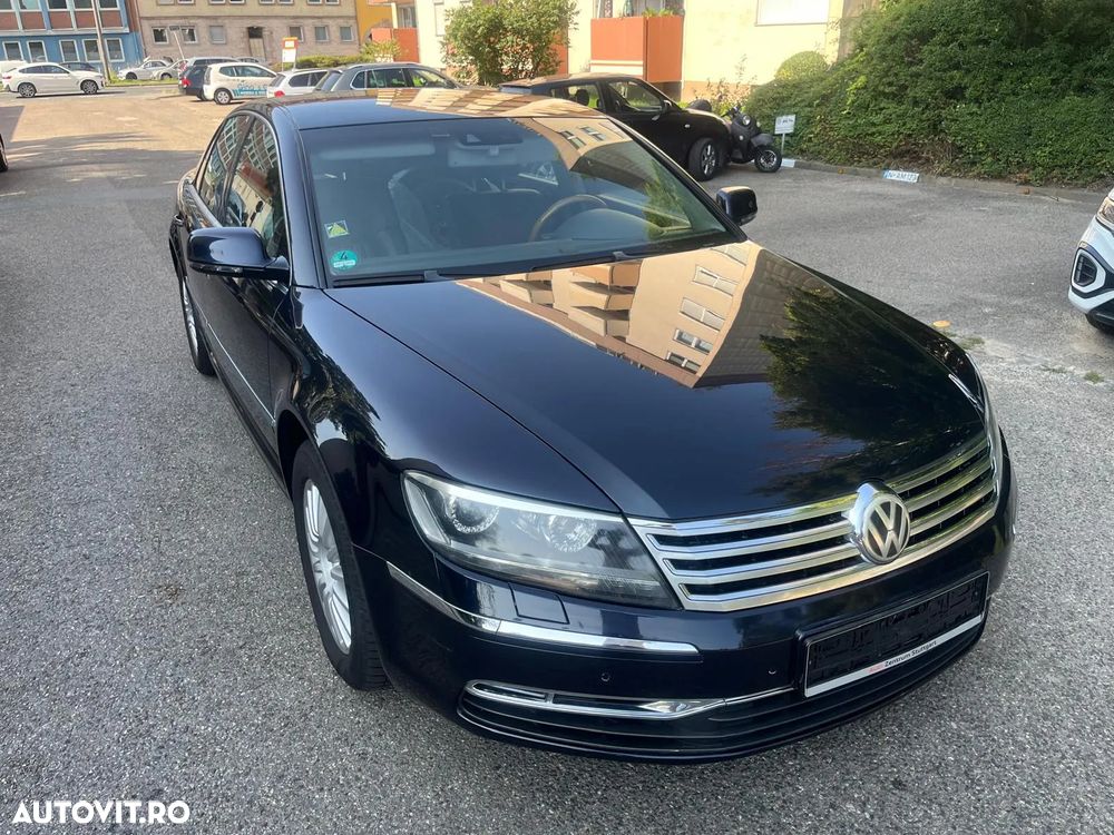 Volkswagen Phaeton - 2