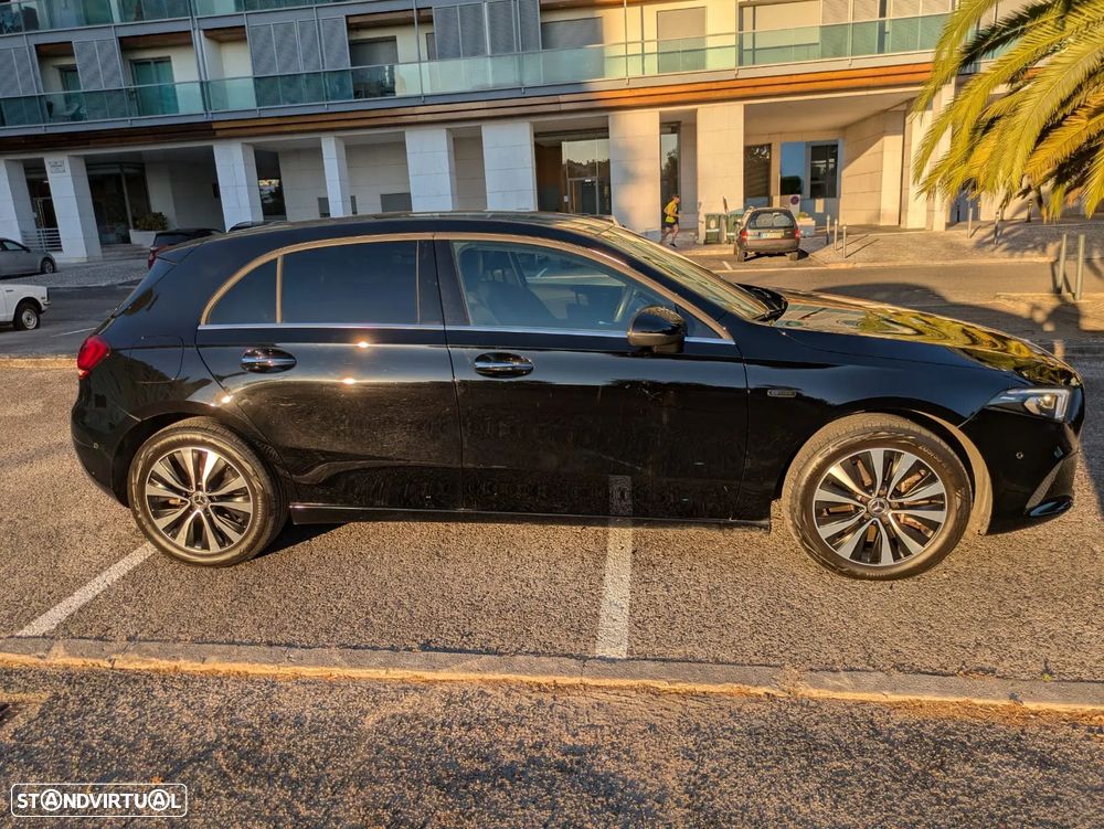 Mercedes-Benz A 250 - 4