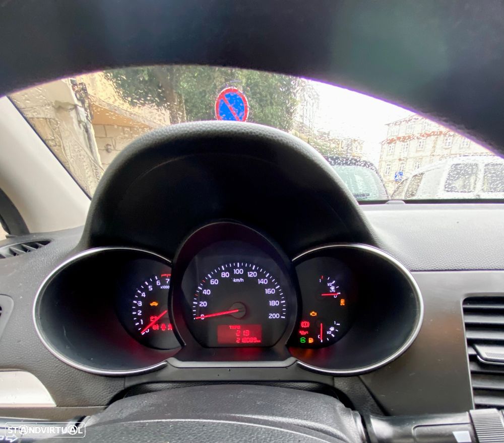 Kia Picanto 1.0 CVVT More - 18