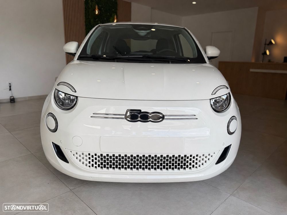 Fiat 500e Action - 38