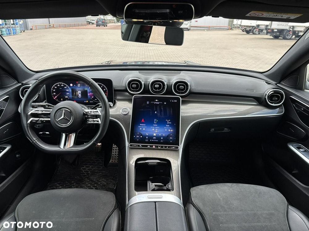 Mercedes-Benz Klasa C 200 4Matic 9G-TRONIC AMG Line - 20