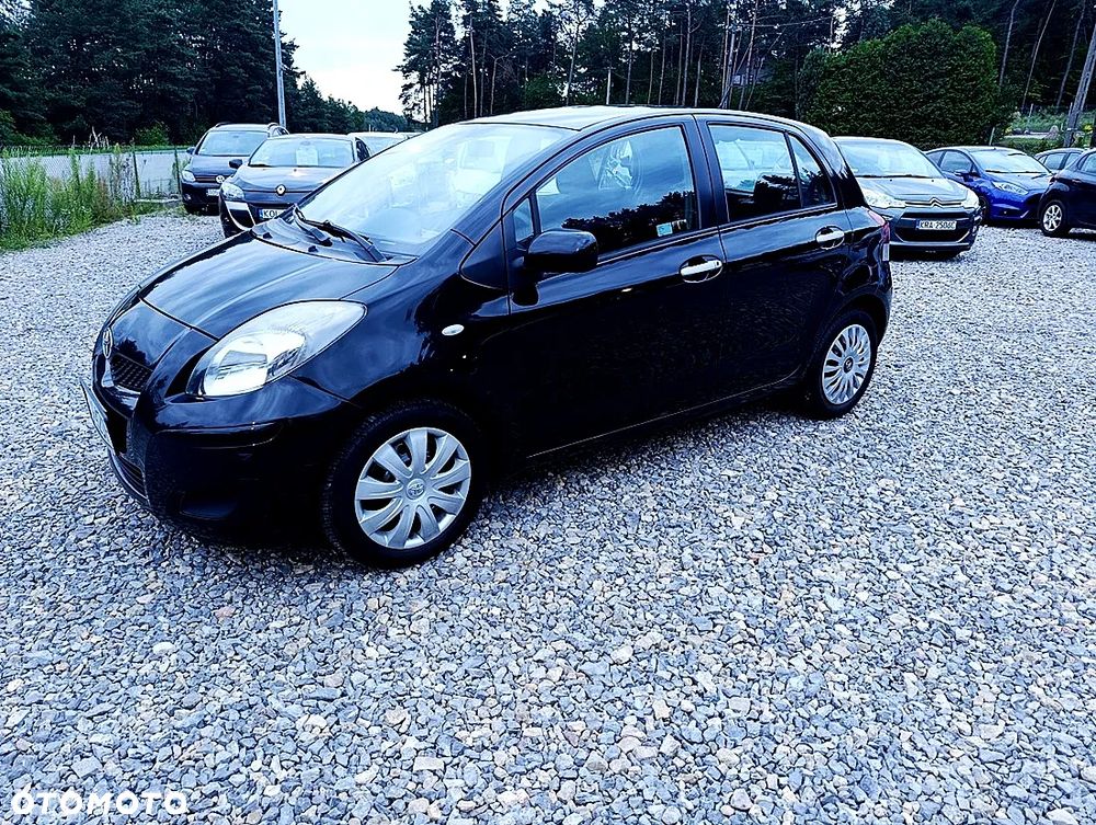 Toyota Yaris 1.33 Premium - 2