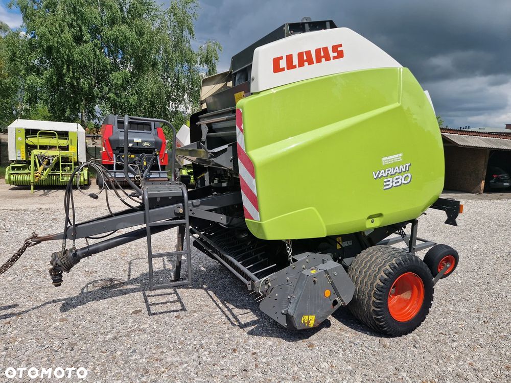 Claas VARIANT 380 - 1