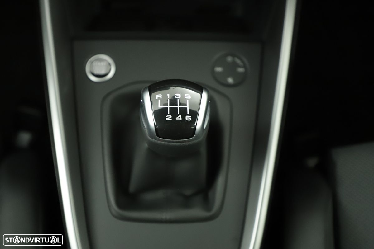Audi A3 Limousine 30 TFSI S line - 12