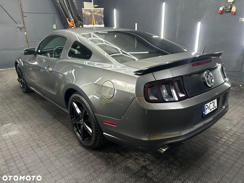 Ford Mustang 3.7 V6 - 19