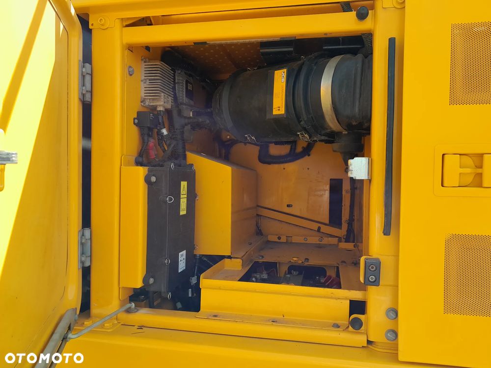 JCB 220x js220 2020R - 18