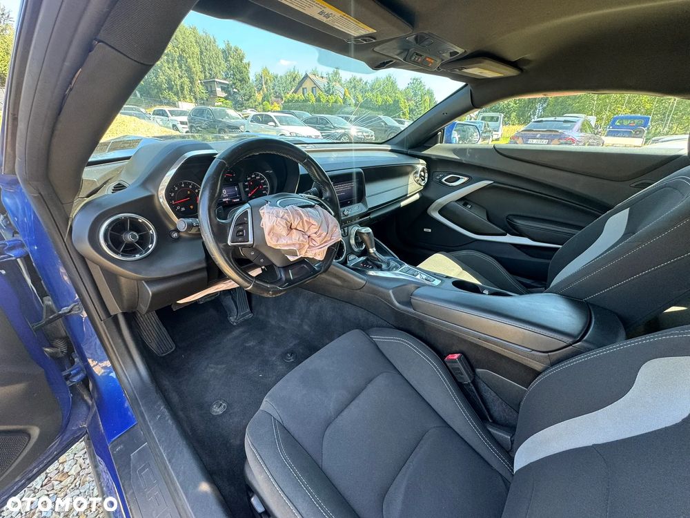 Chevrolet Camaro Coupe 2.0 - 17