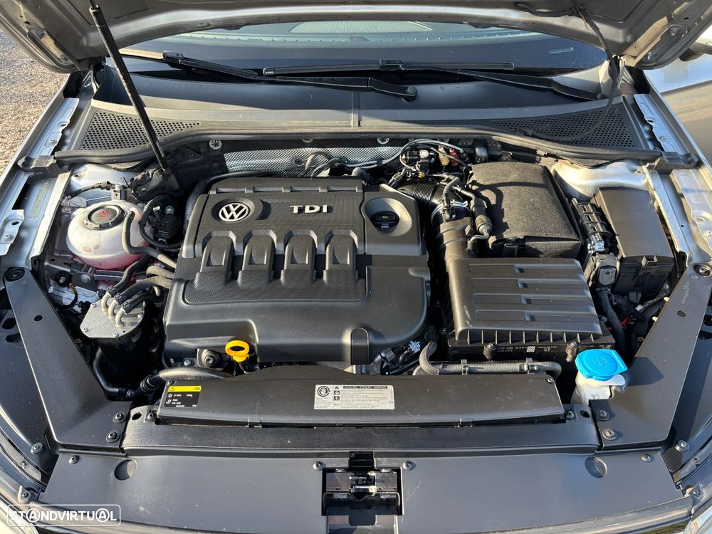 VW Passat 2.0 TDI Highline DSG - 9