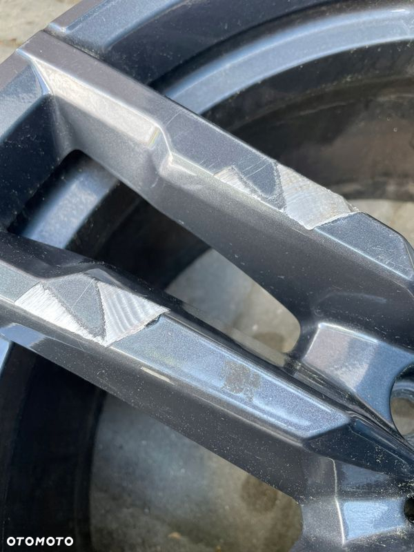 Felga BMW X3 G01 X3M F97 9.5J 20 ET39 8059724 - 3