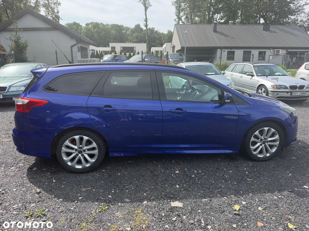 Ford Focus 2.0 EcoBoost ST mit Leder-Sport-Paket - 6