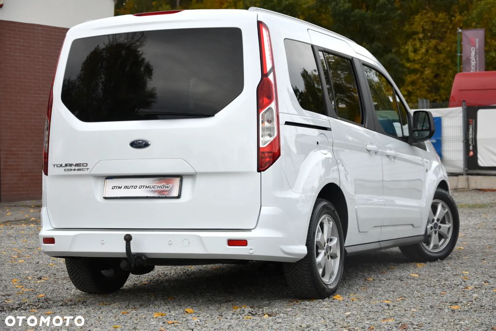 Ford Tourneo Connect - 14