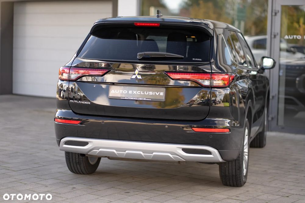 Mitsubishi Outlander - 19