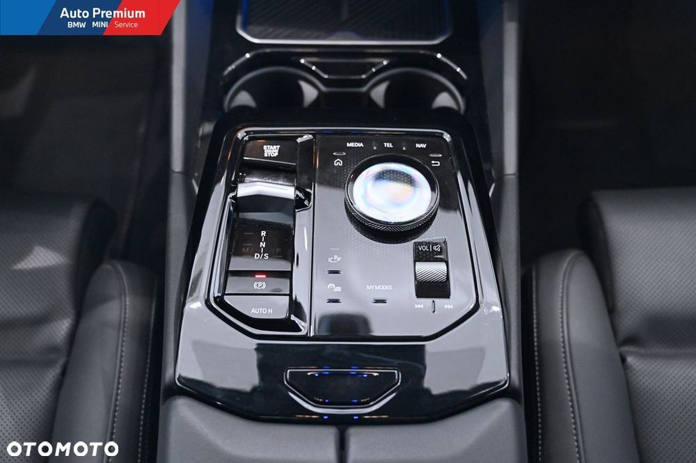 BMW Seria 5 520i mHEV - 19