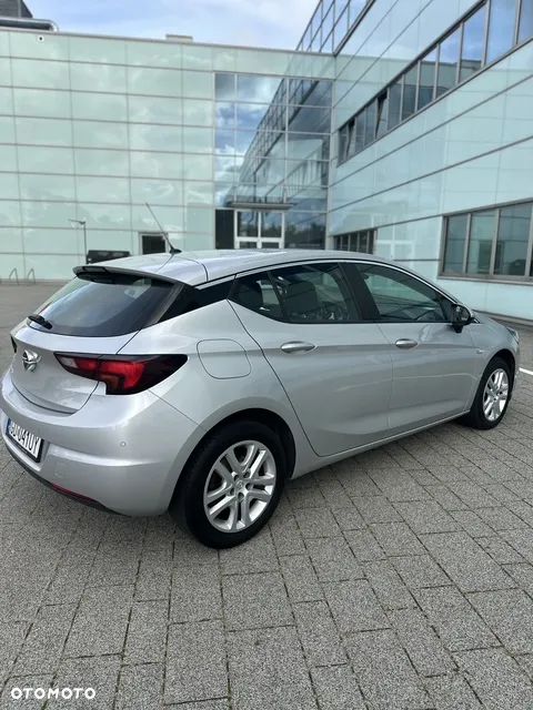 Opel Astra ver-v-1-4-t-enjoy-s-s - 2