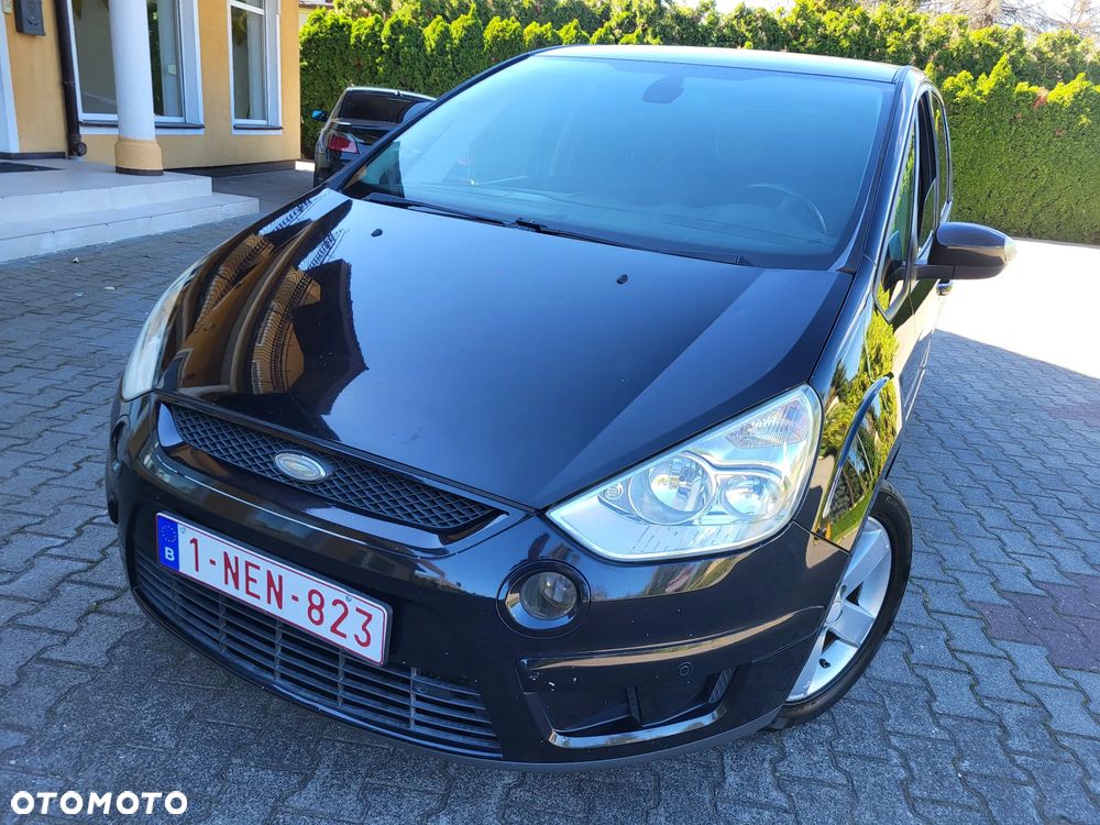 Ford S-Max - 10