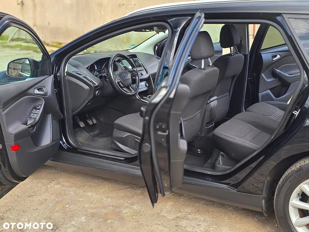 Ford Focus SW 1.5 EcoBlue SCR Titanium - 12