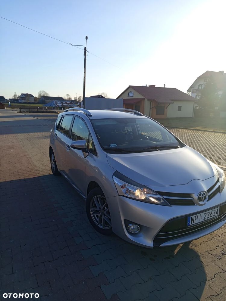 Toyota Verso 1.6 D-4D Active - 3