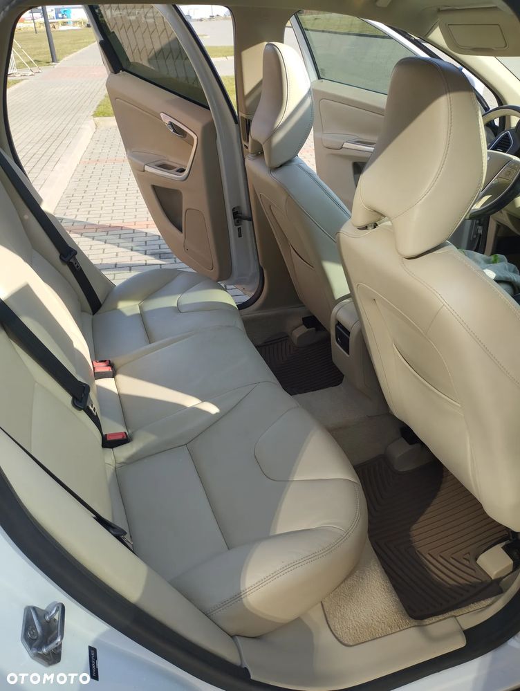 Volvo XC 60 T5 Geartronic Ocean Race - 19