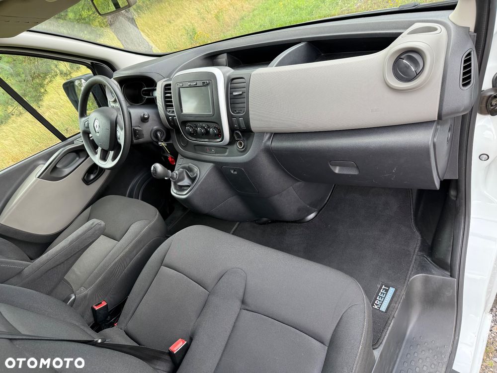 Renault Trafic - 24