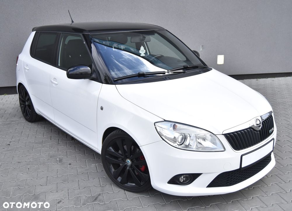 Skoda Fabia 1.4 TSI DSG RS - 8