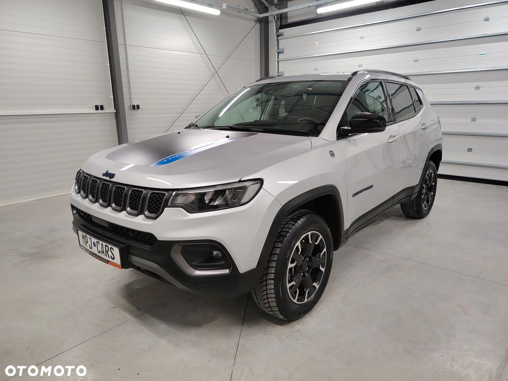 Jeep Compass 1.3 T4 4xe Automatik Trailhawk - 6
