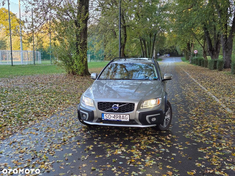 Volvo XC 70 - 1