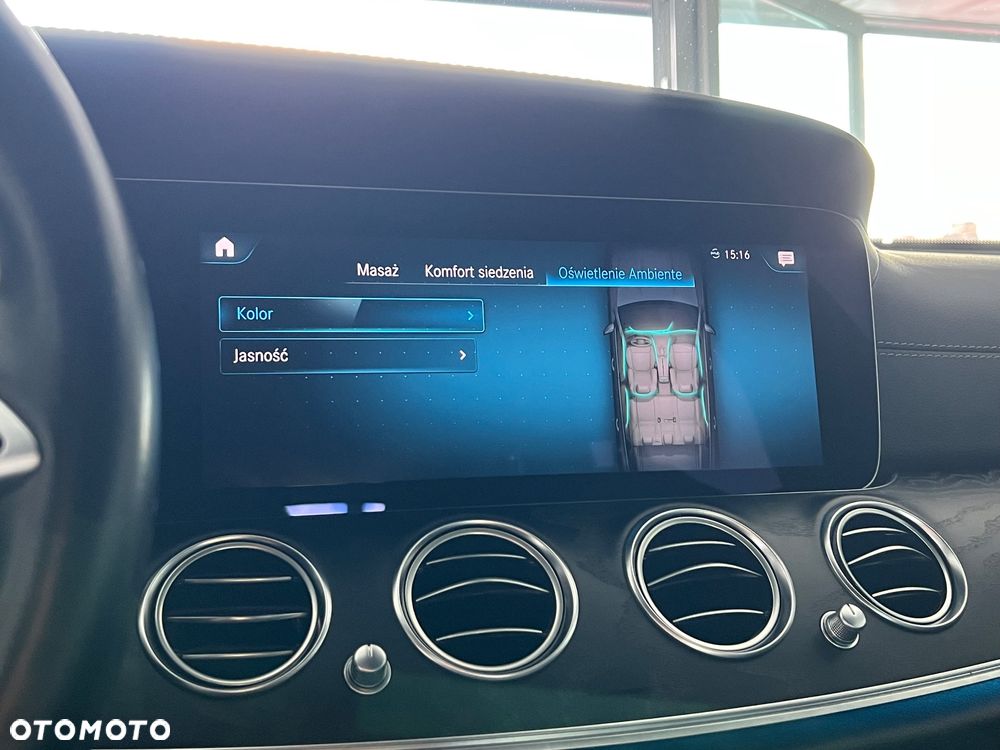 Mercedes-Benz Klasa E 200 Exclusive - 28