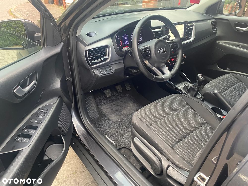 Kia Stonic 1.4 L - 22