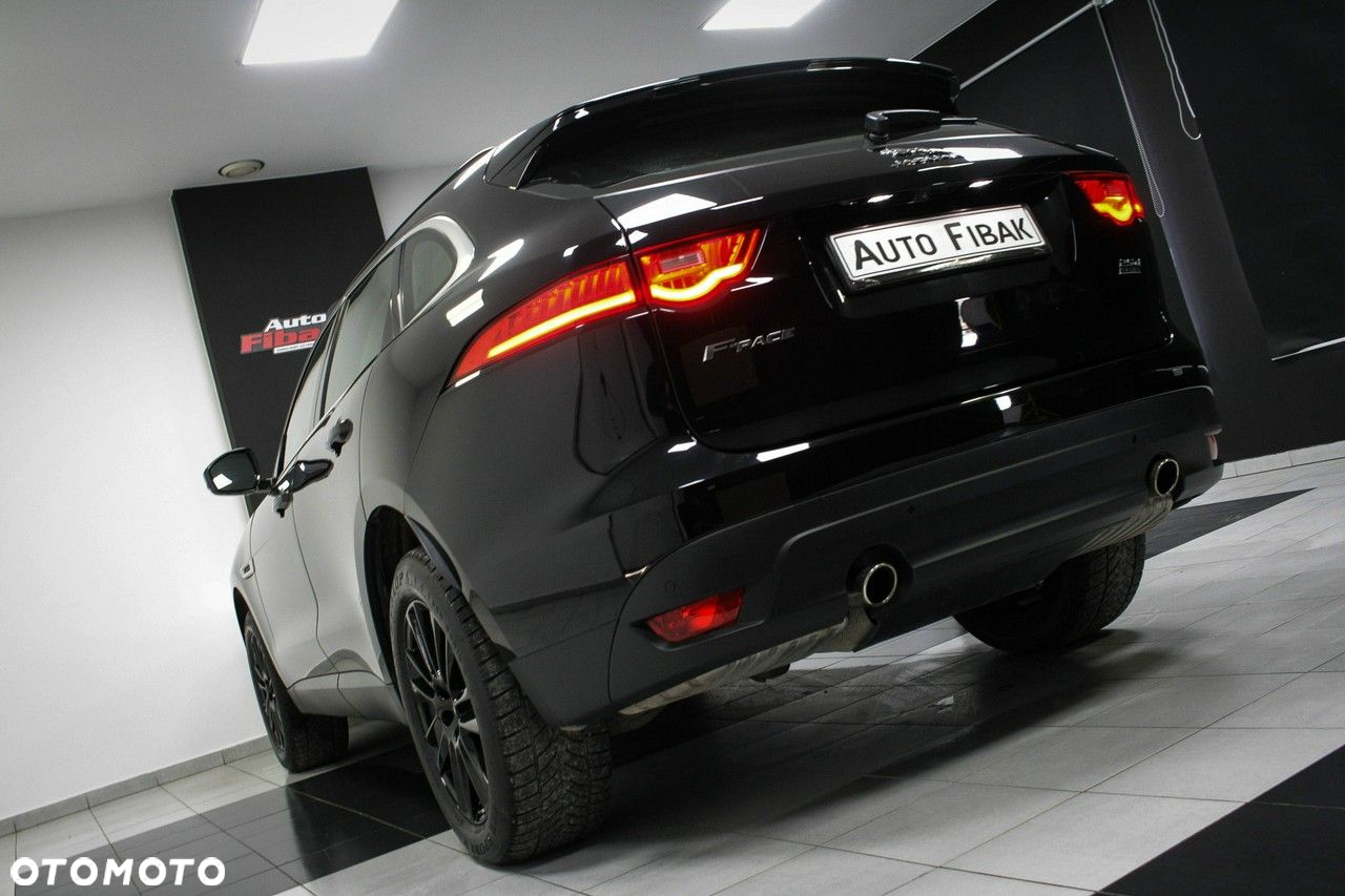 Jaguar F-Pace 2.0 i4D AWD Prestige - 9